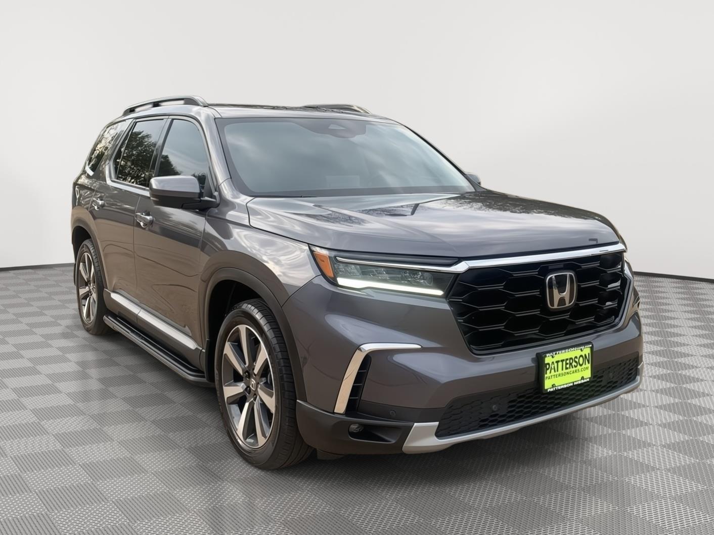 2023 Honda Pilot Touring's photo