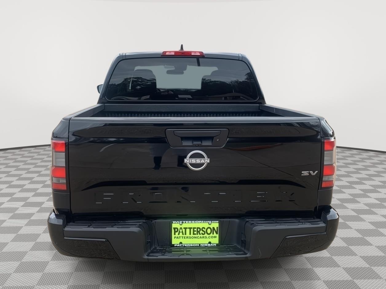 2024 Nissan Frontier SV photo 4