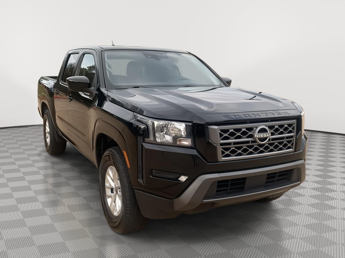 2024 Nissan Frontier SV's photo
