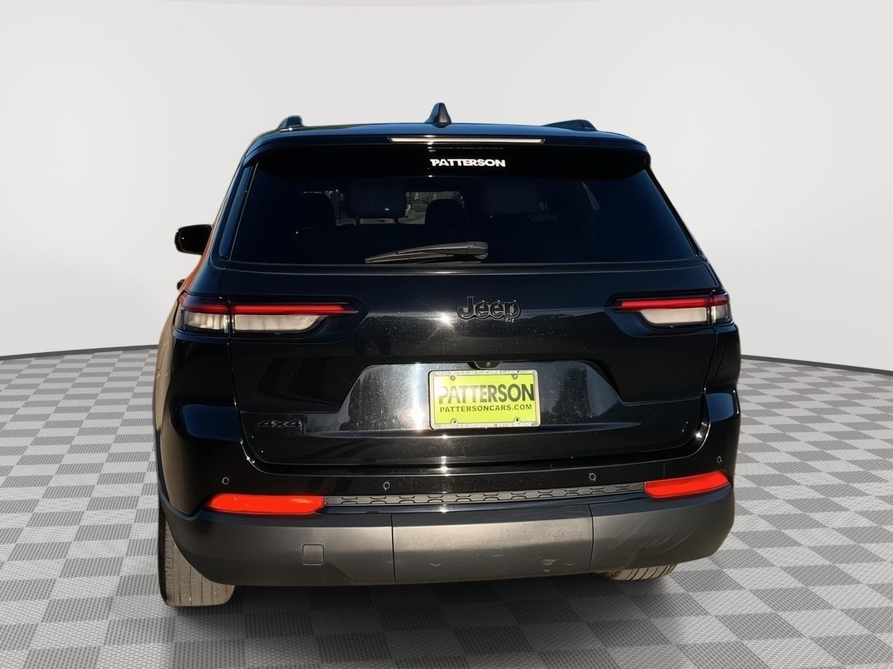 2024 Jeep Grand Cherokee Altitude photo 4