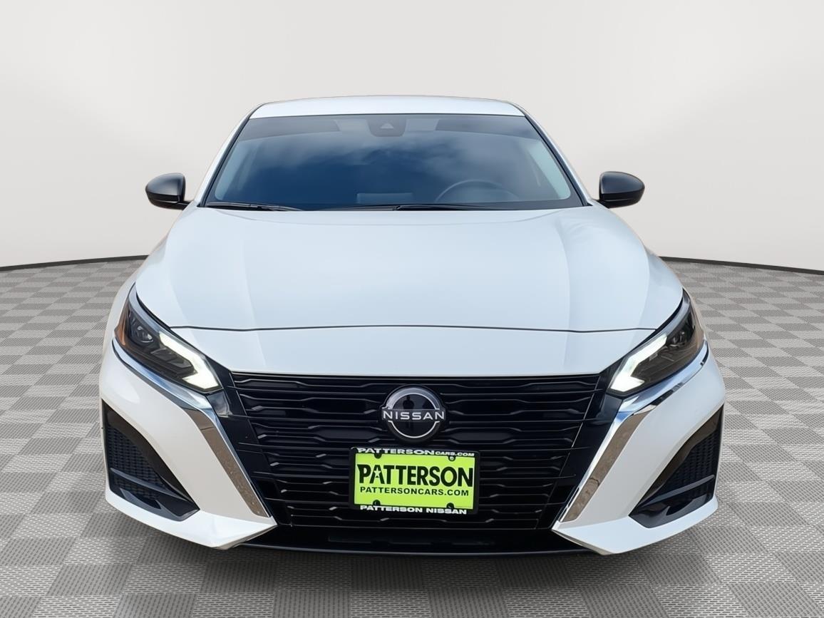 2025 Nissan Altima 2.5 SV photo 3