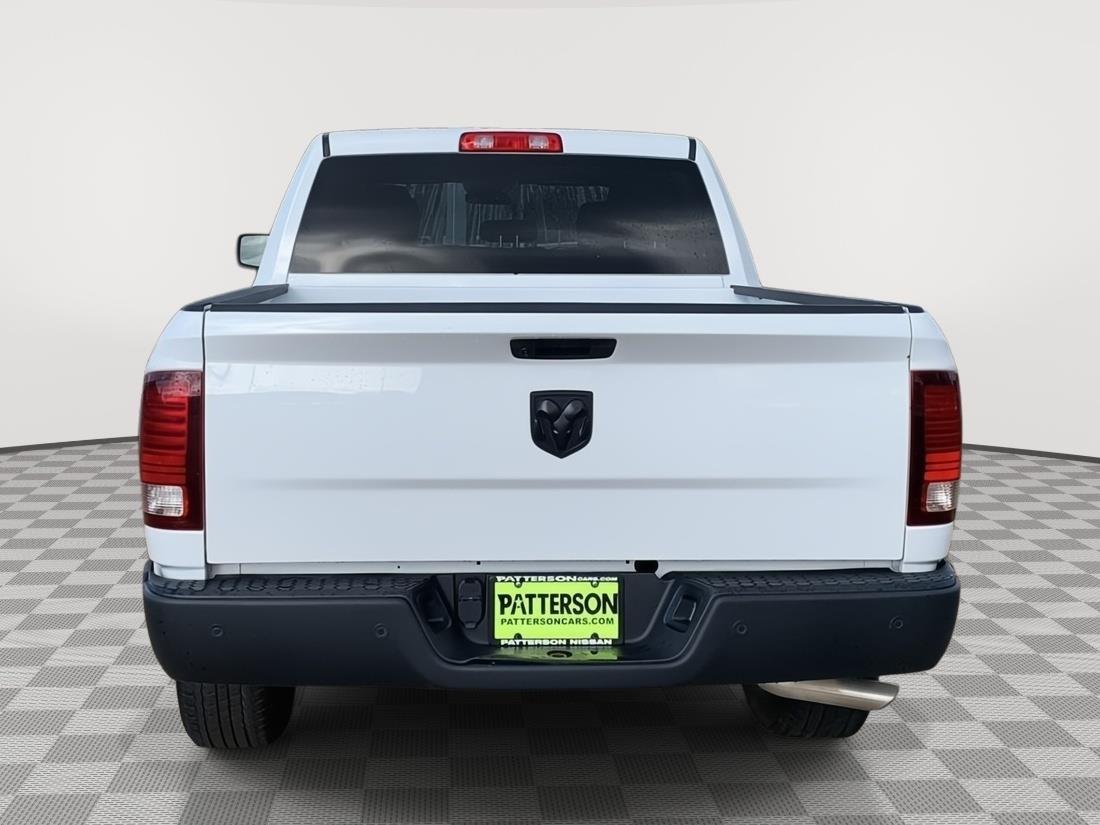 2024 Ram 1500 Classic Warlock photo 4