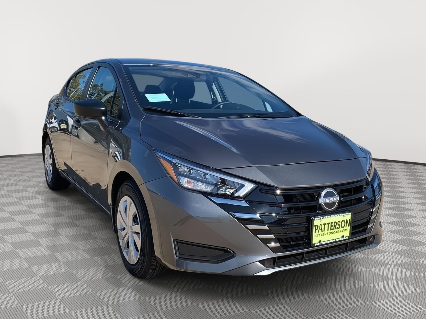 2025 Nissan Versa Sedan S's photo