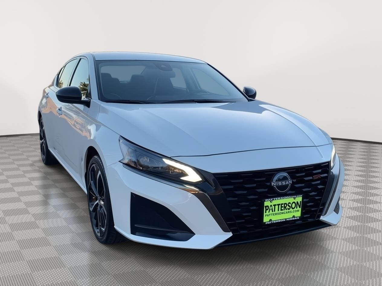 2024 Nissan Altima SR