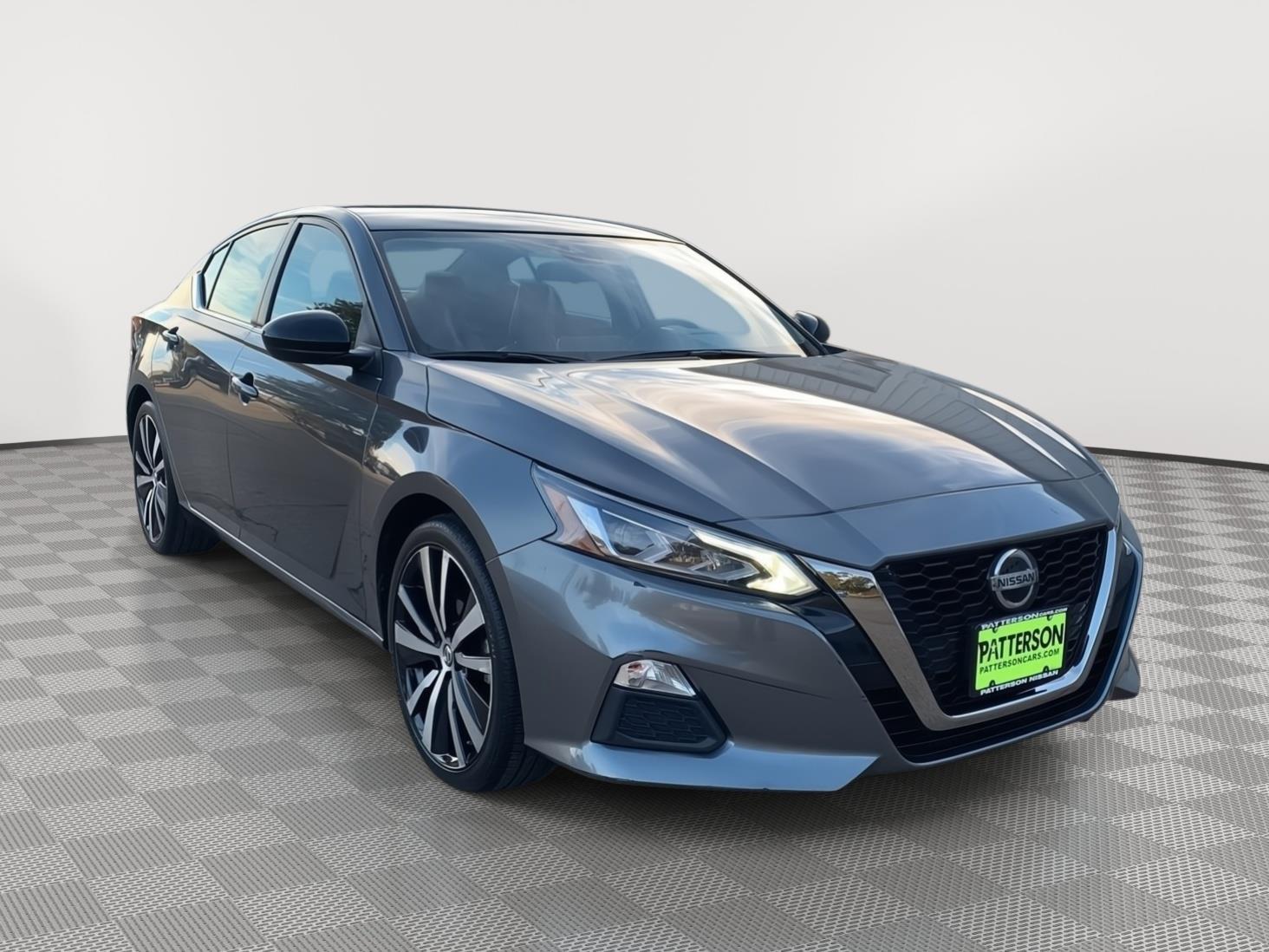 2022 Nissan Altima SR