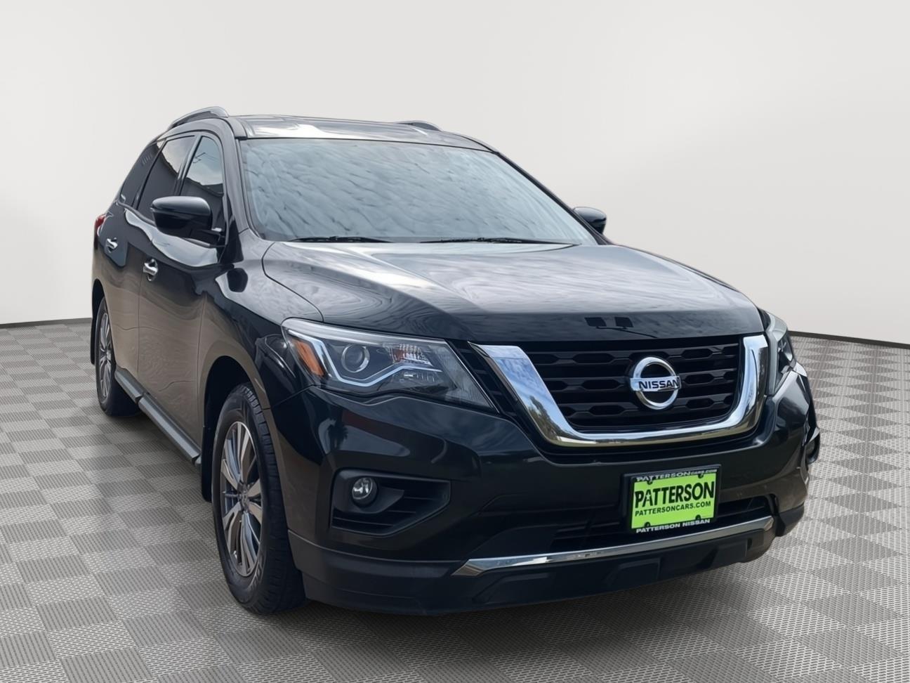 2018 Nissan Pathfinder SV