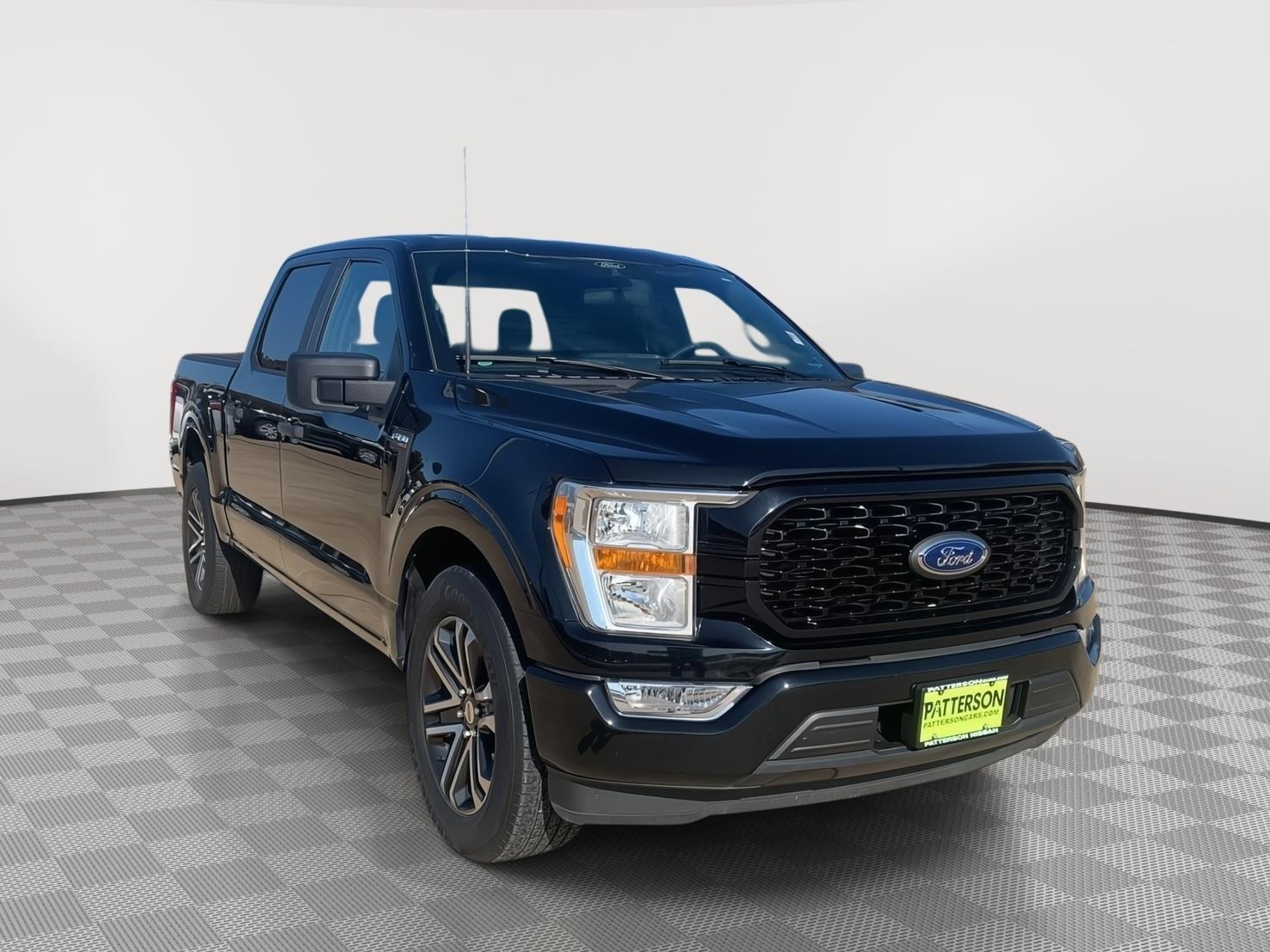 2021 Ford F-150 XL's photo