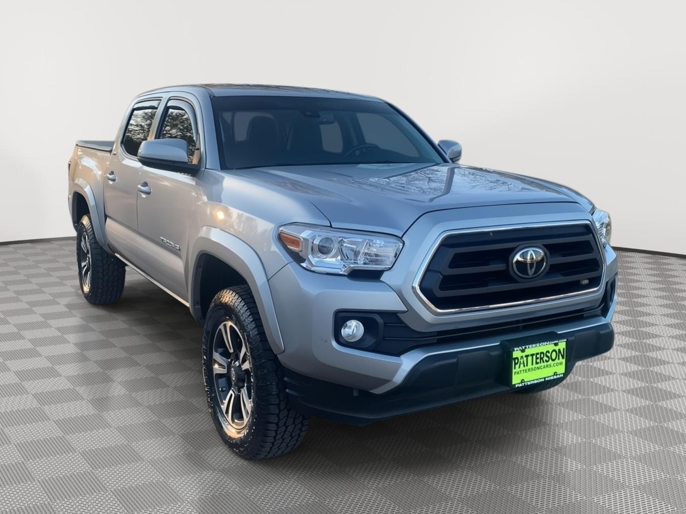 2020 Toyota Tacoma SR5's photo