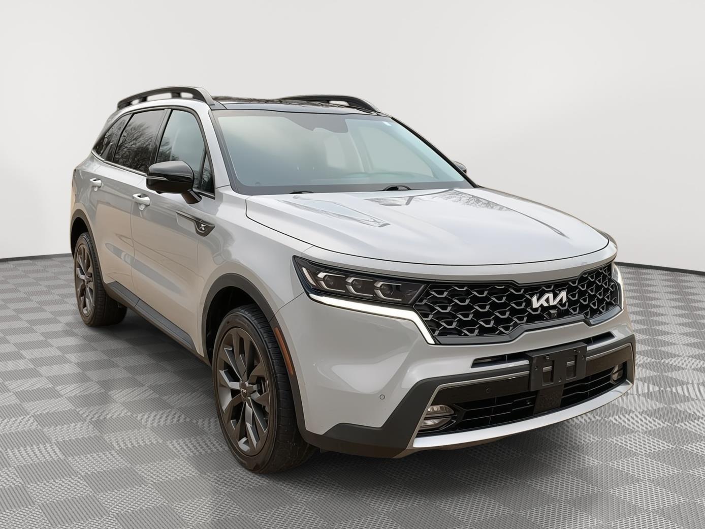2022 Kia Sorento X-Line SX Prestige's photo