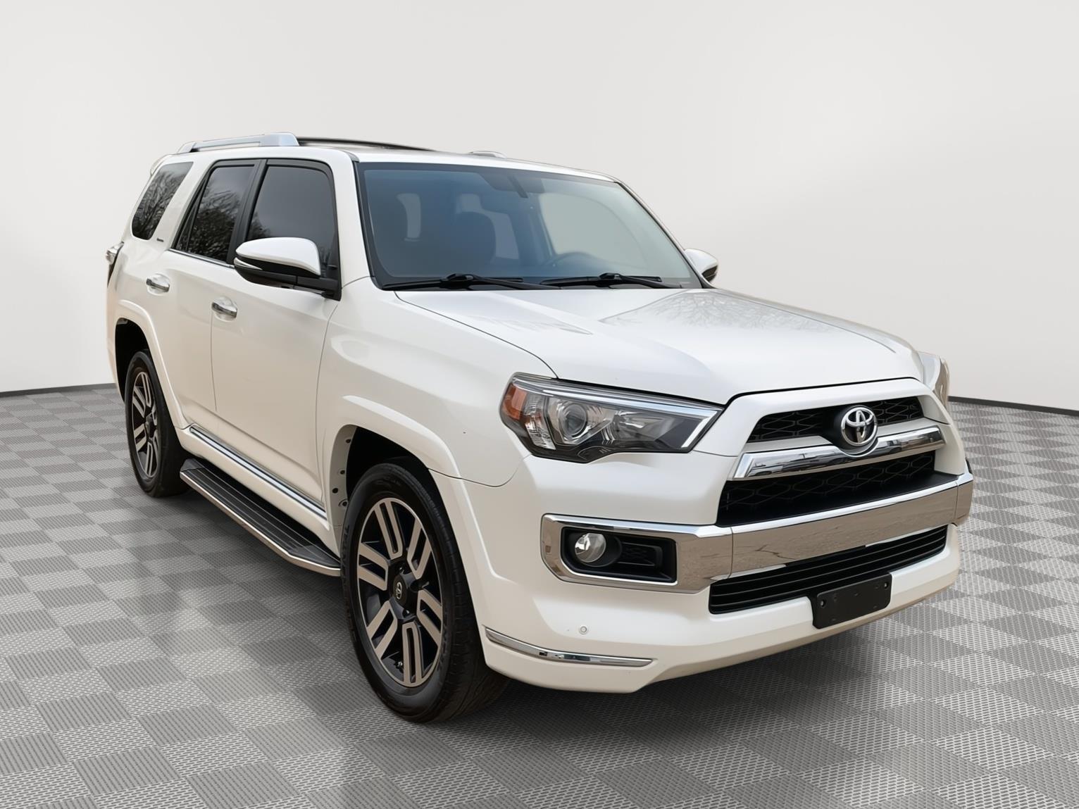 2019 Toyota 4Runner Limited's photo