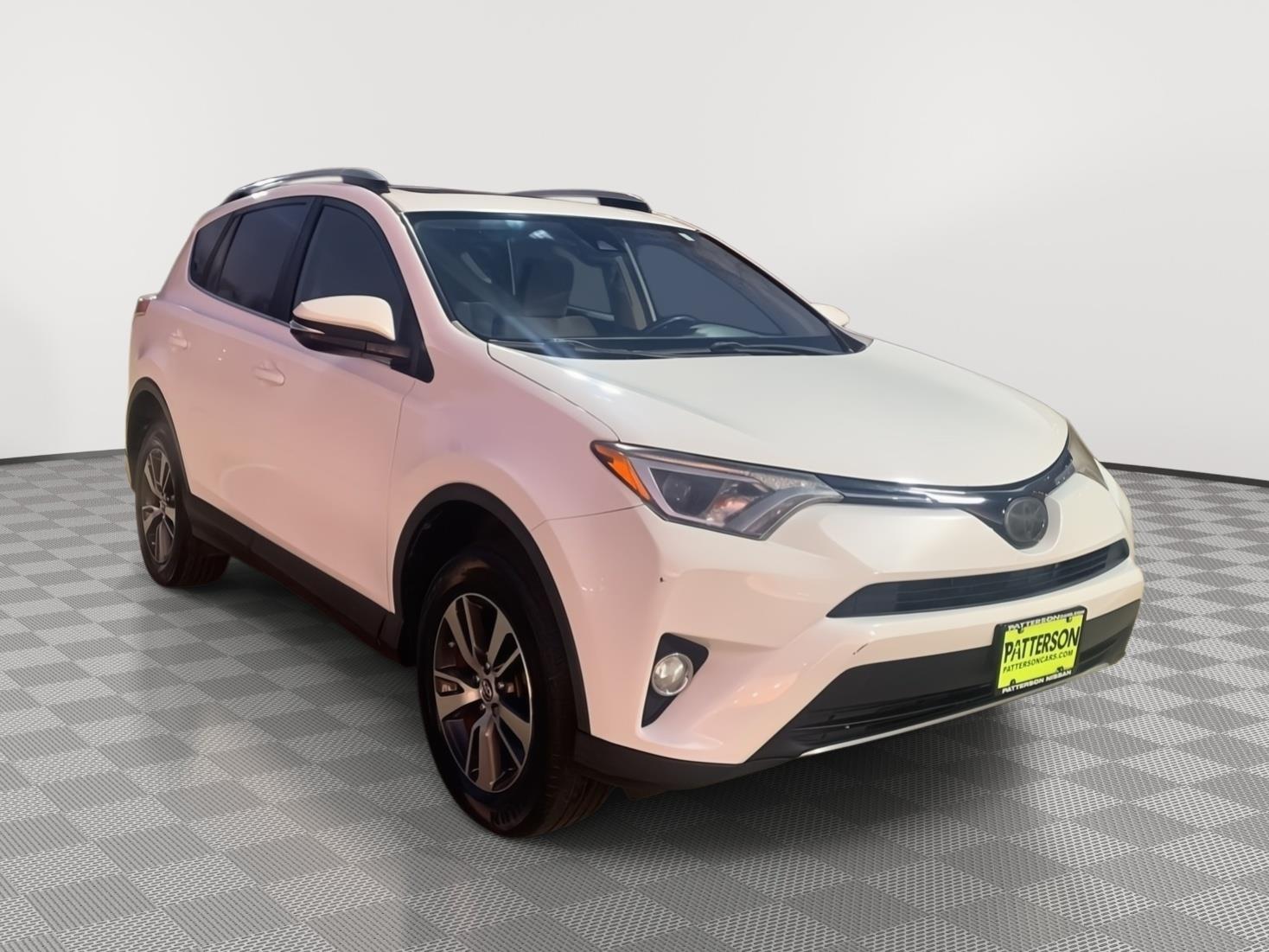 2018 Toyota RAV4 XLE's photo