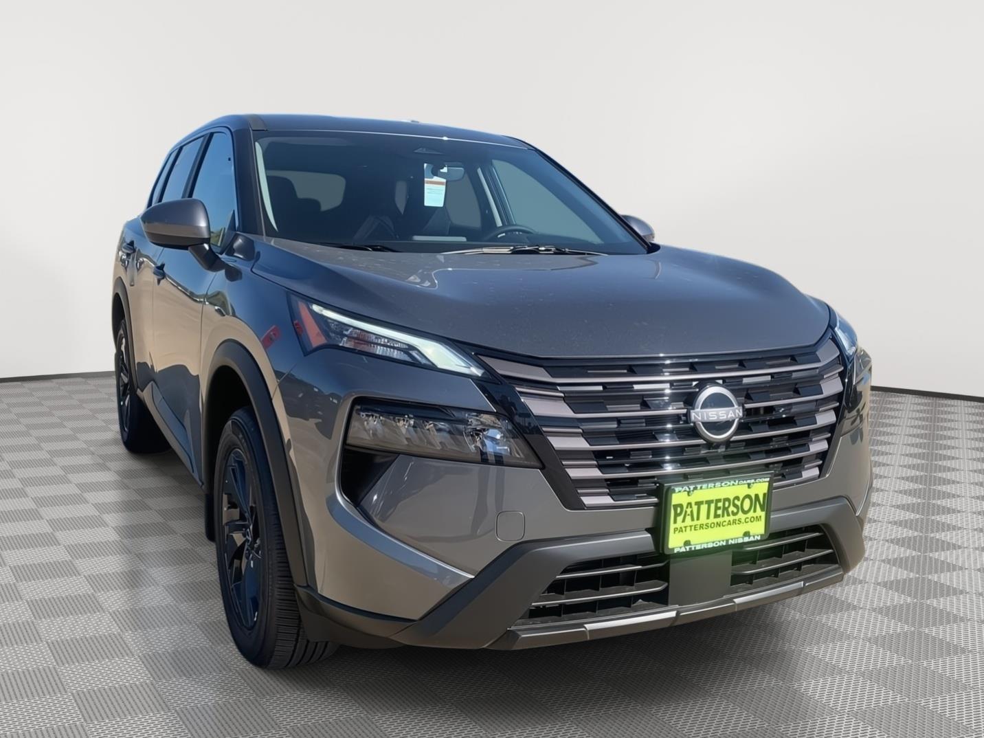 2026 Nissan Rogue SV FWD's photo