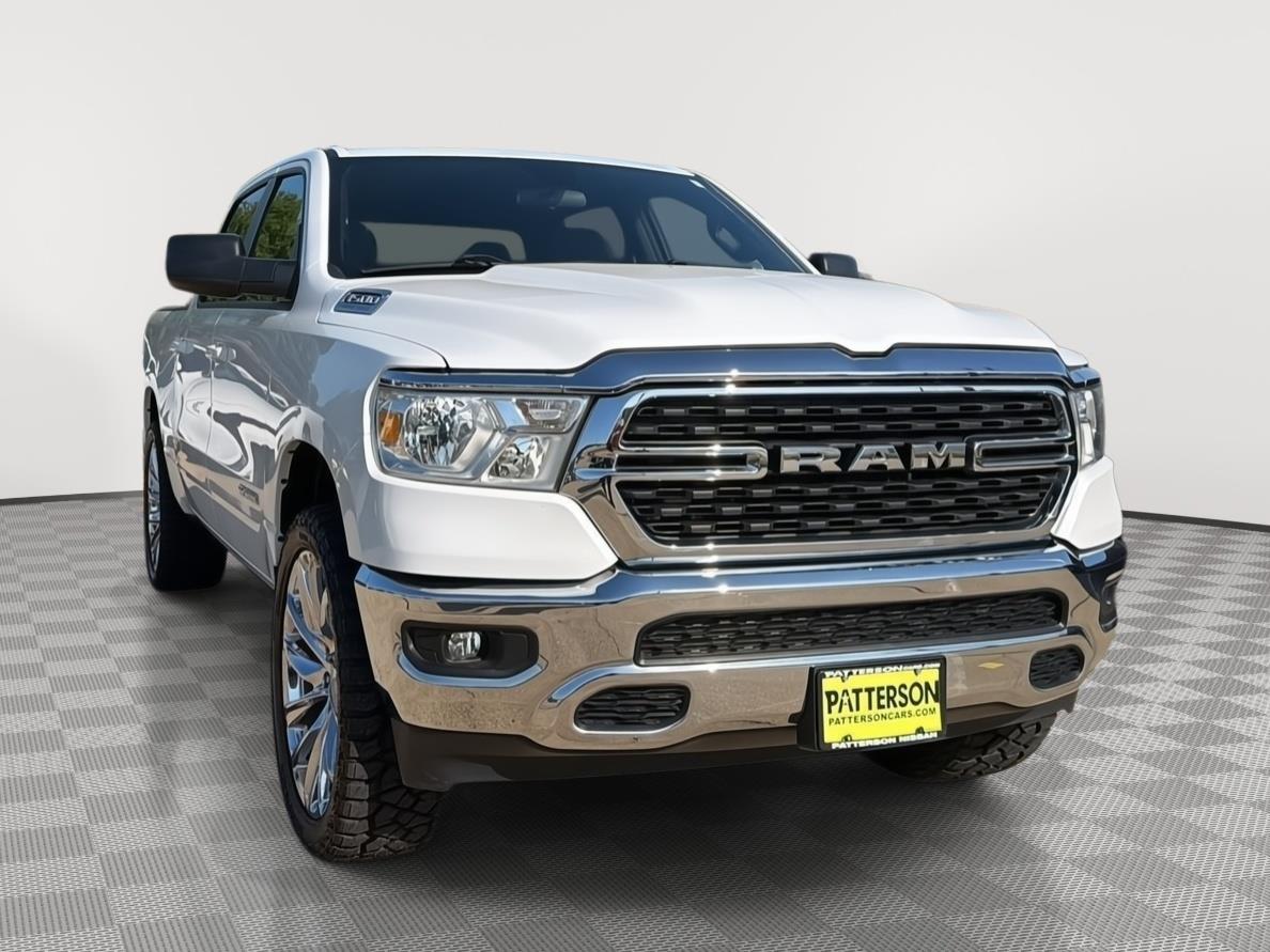 2022 RAM 1500 Big Horn/Lone Star 4x4 Crew Cab 5'7's photo