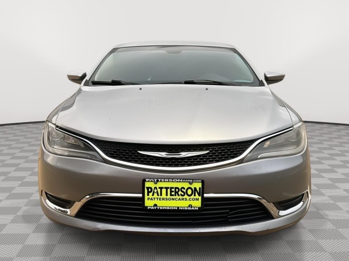 Used 2015 Chrysler 200 Limited with VIN 1C3CCCAB0FN584597 for sale in Longview, TX
