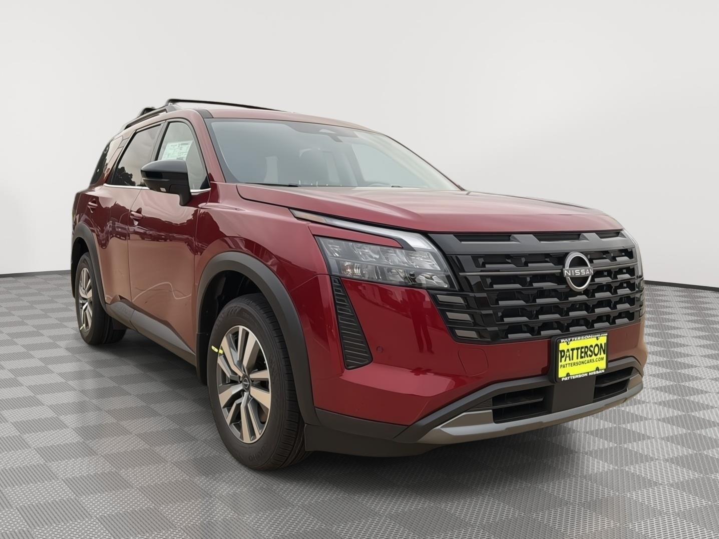 2026 Nissan Pathfinder SL 2WD's photo