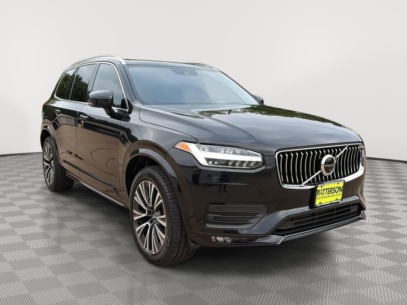 2021 Volvo XC90 T6 Momentum AWD's photo