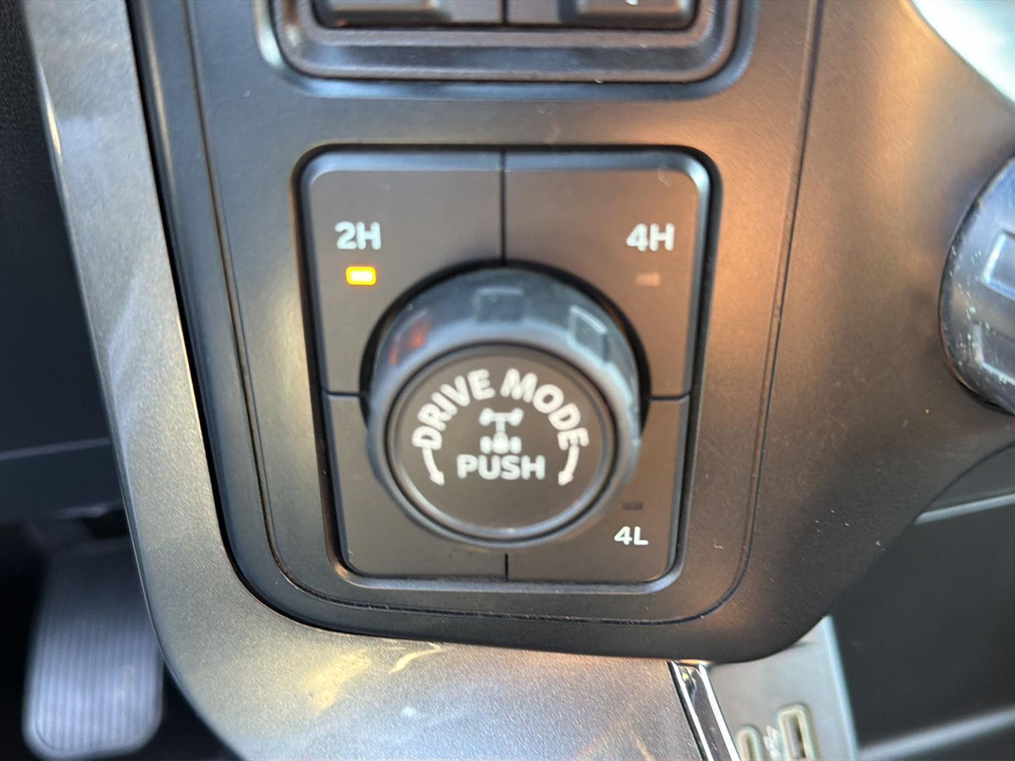 2023 Ford F-150 XLT - Photo 12