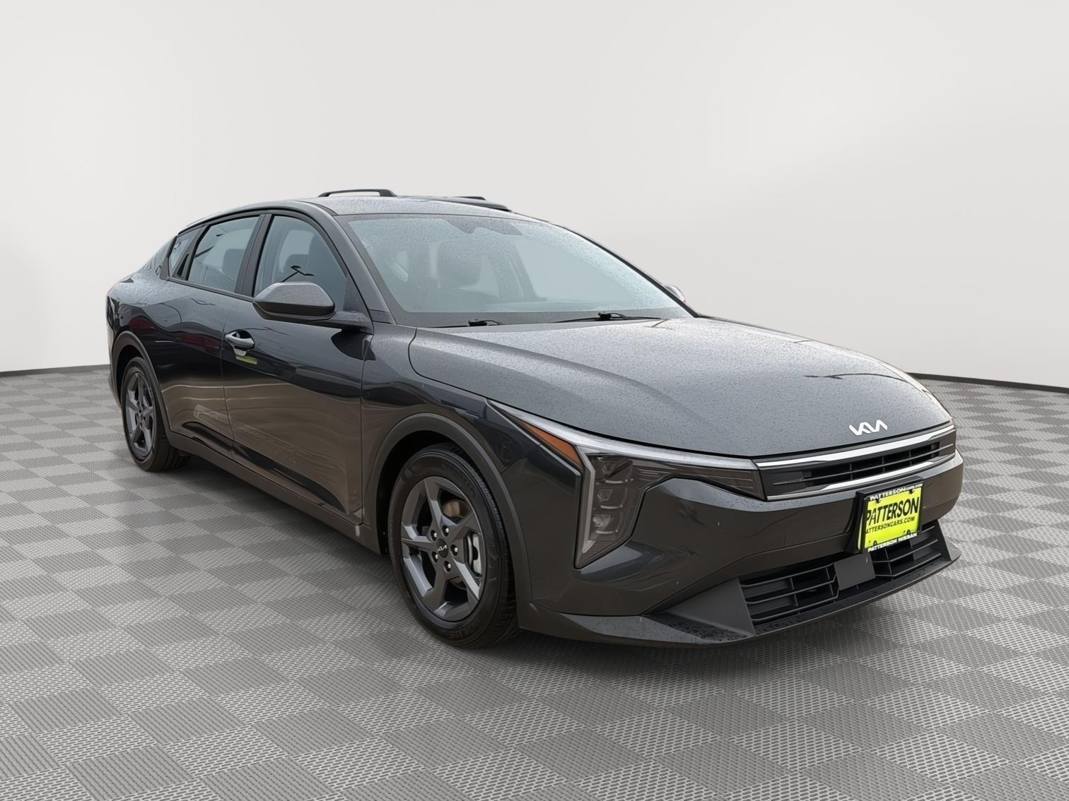 2025 Kia K4 LXS AT's photo