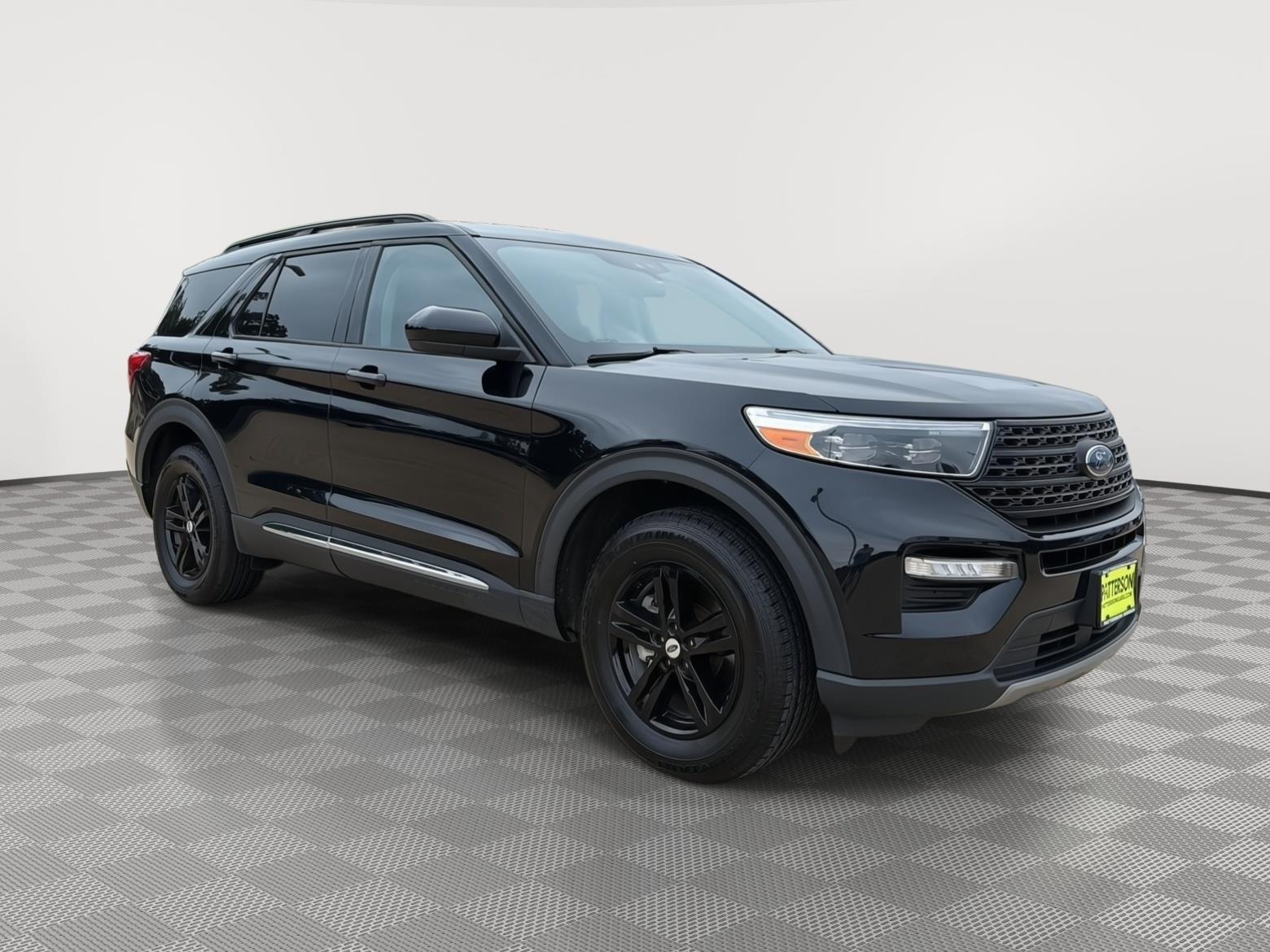2023 Ford Explorer XLT 4WD's photo