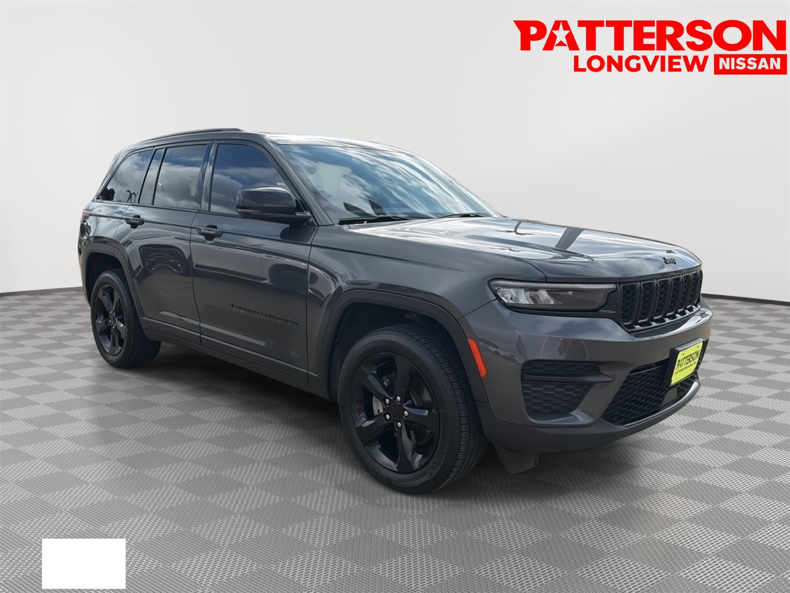 2023 Jeep Grand Cherokee Altitude 4WD