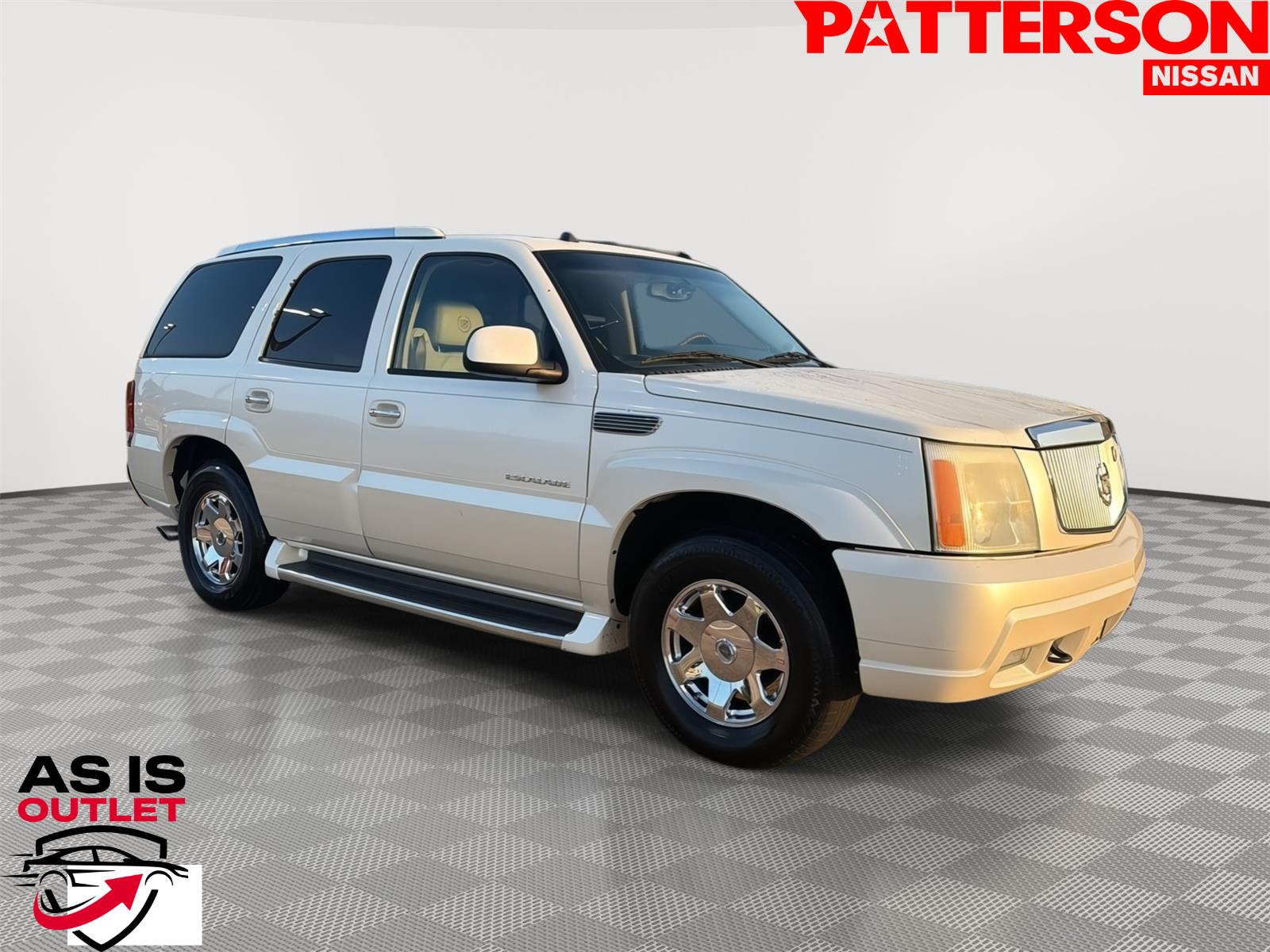 2004 Cadillac Escalade 2WD's photo