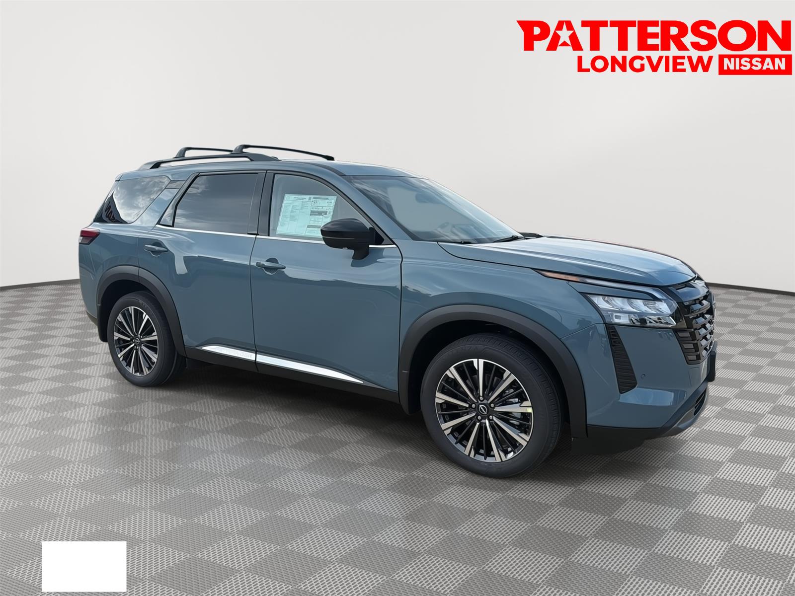  2026 Nissan Pathfinder Platinum FWD   