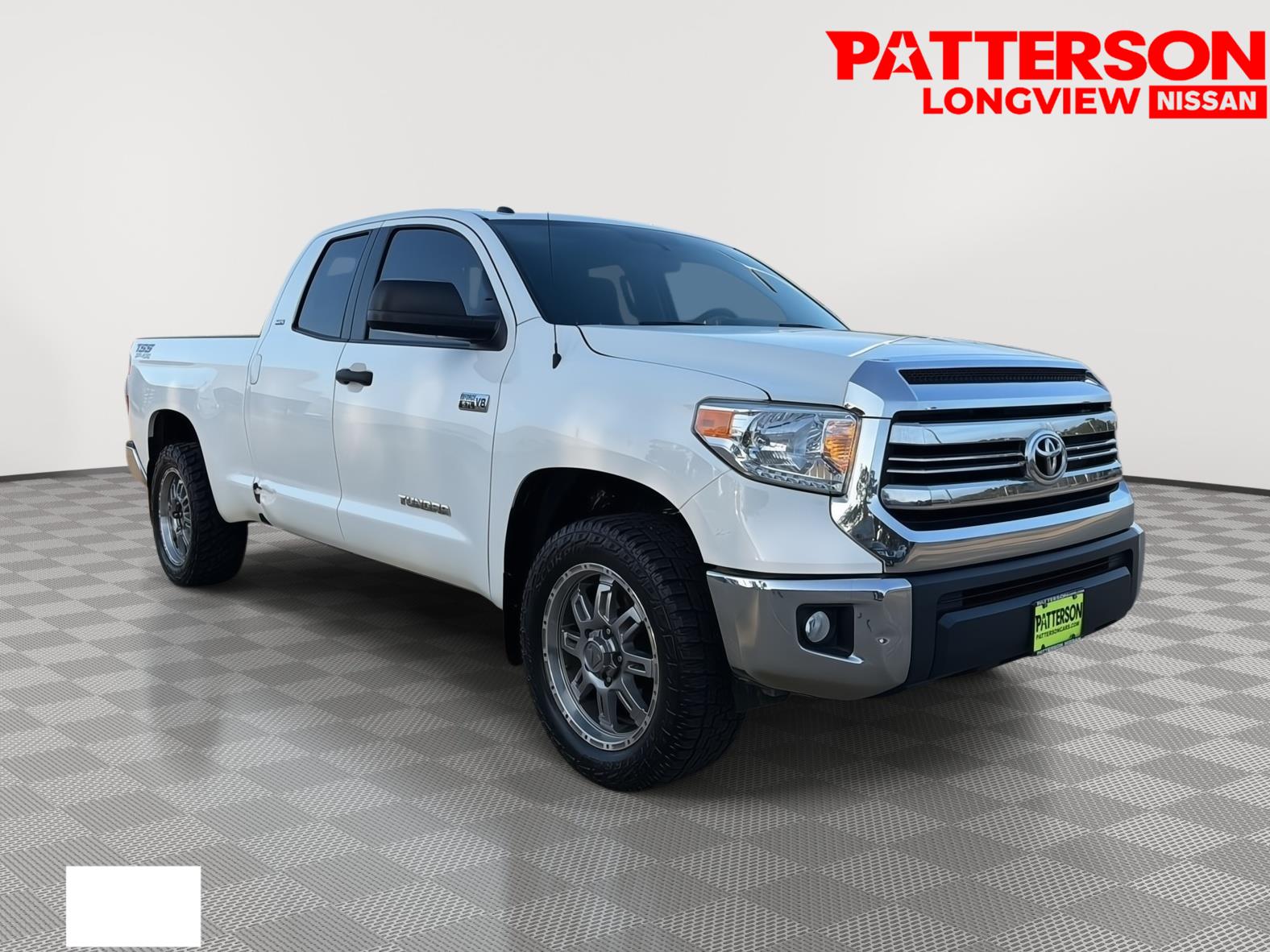 2017 Toyota Tundra SR5 Double Cab 5.7L FFV