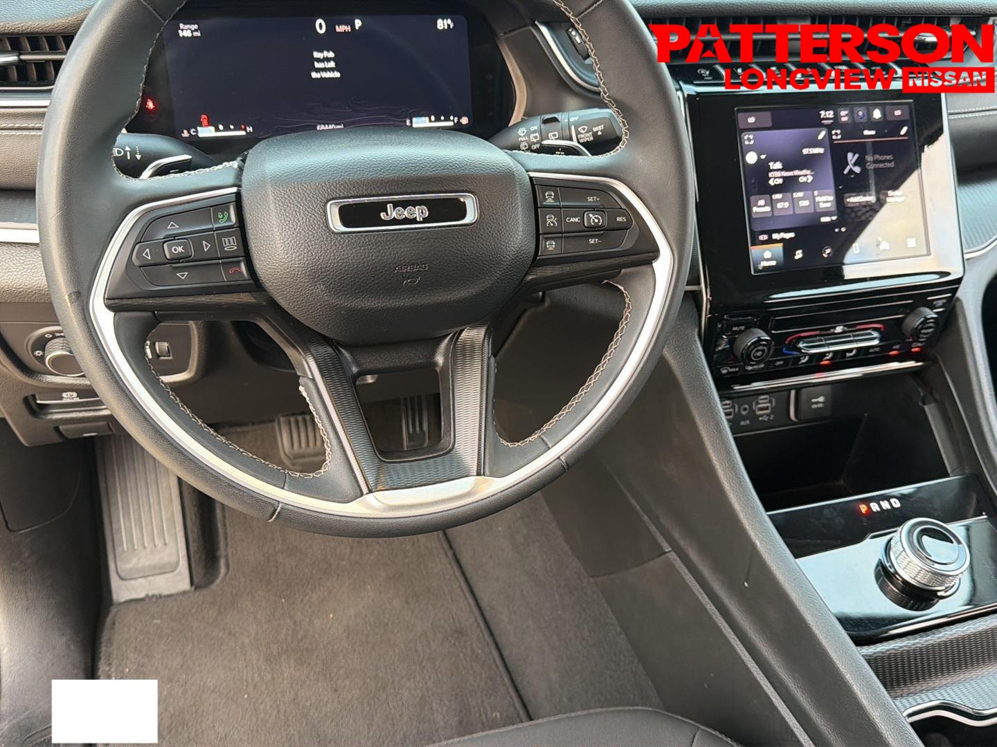 Used 2023 Diamond Black Crystal Pearlcoat Jeep Laredo image 14