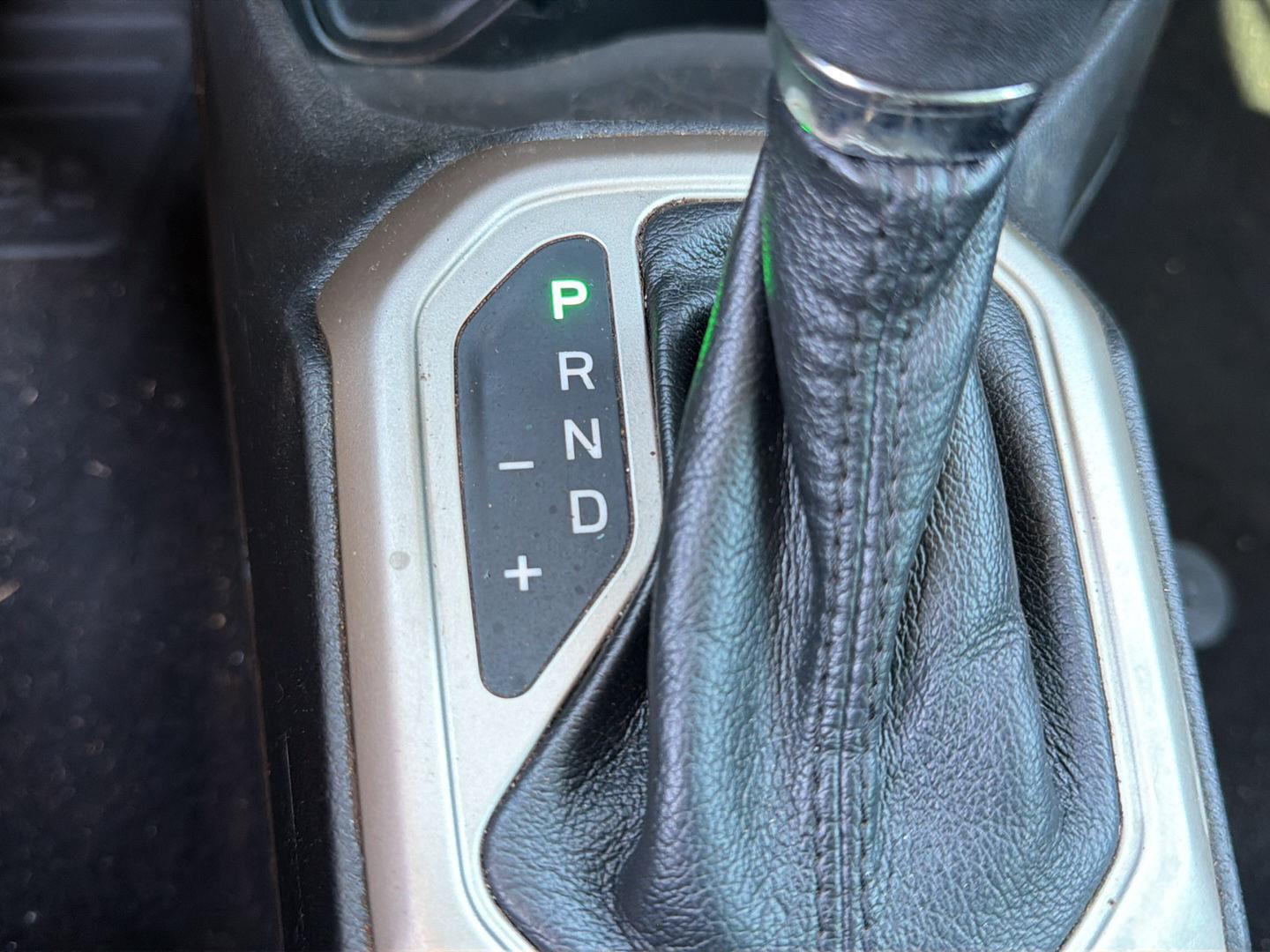 2017 Jeep Renegade Sport - Photo 12