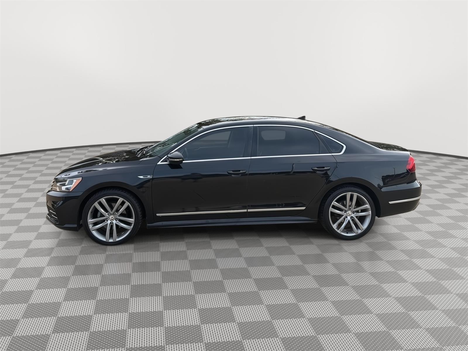 Used 2017 Volkswagen Passat R-Line with VIN 1VWDT7A33HC079116 for sale in Longview, TX