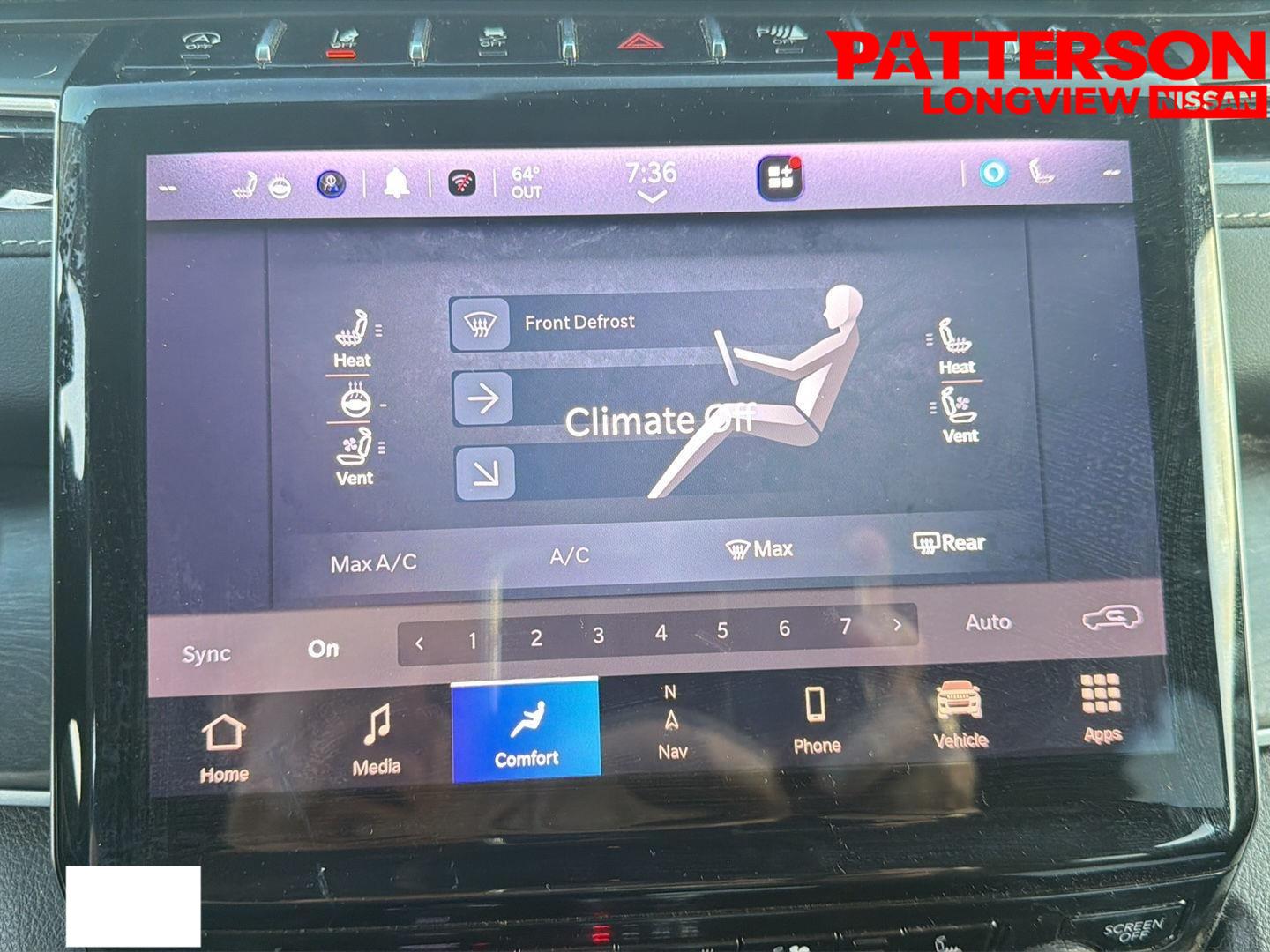 Used 2023 Diamond Black Crystal Pearlcoat Jeep Limited image 7