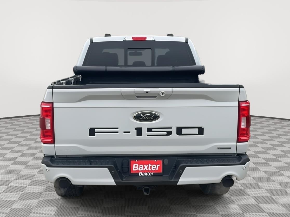 View vehicle photo 4