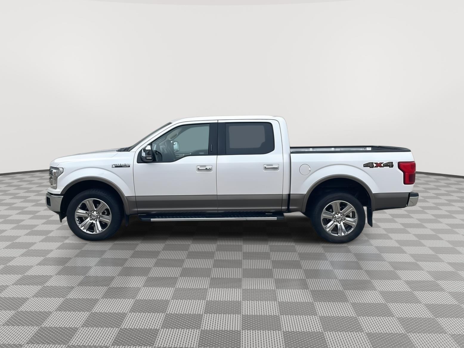 View vehicle photo 6