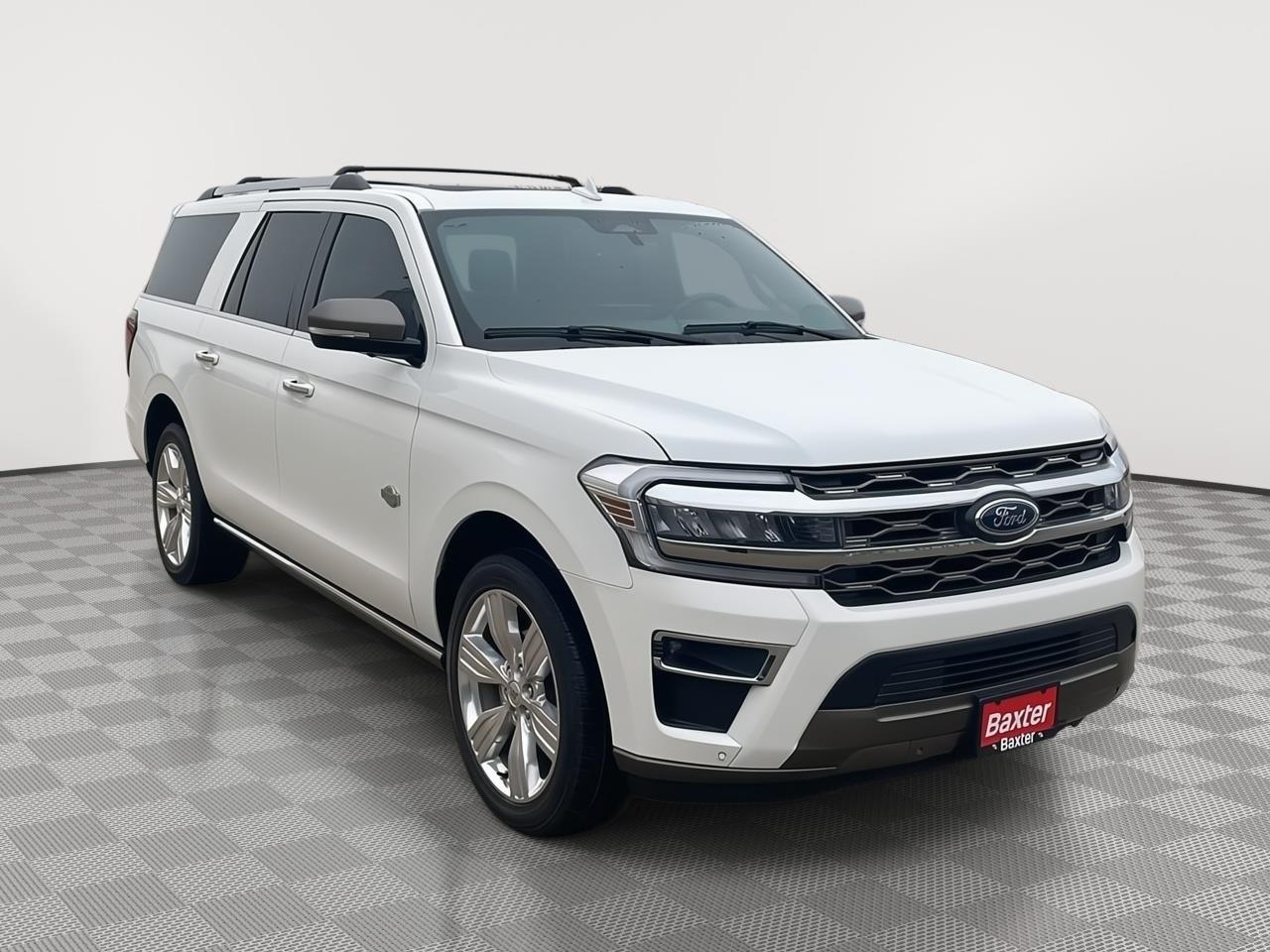 Star White Metallic Tri-Coat 2024 Ford Expedition MAX King Ranch 4WD SUV / Crossover Four-Wheel Drive Automatic