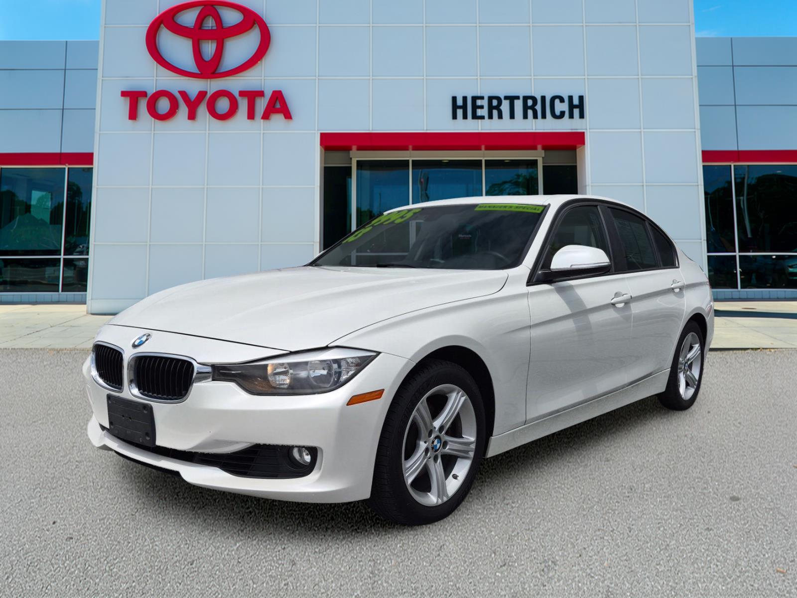  2013 BMW 3 Series 328i xDrive Sedan AWD   