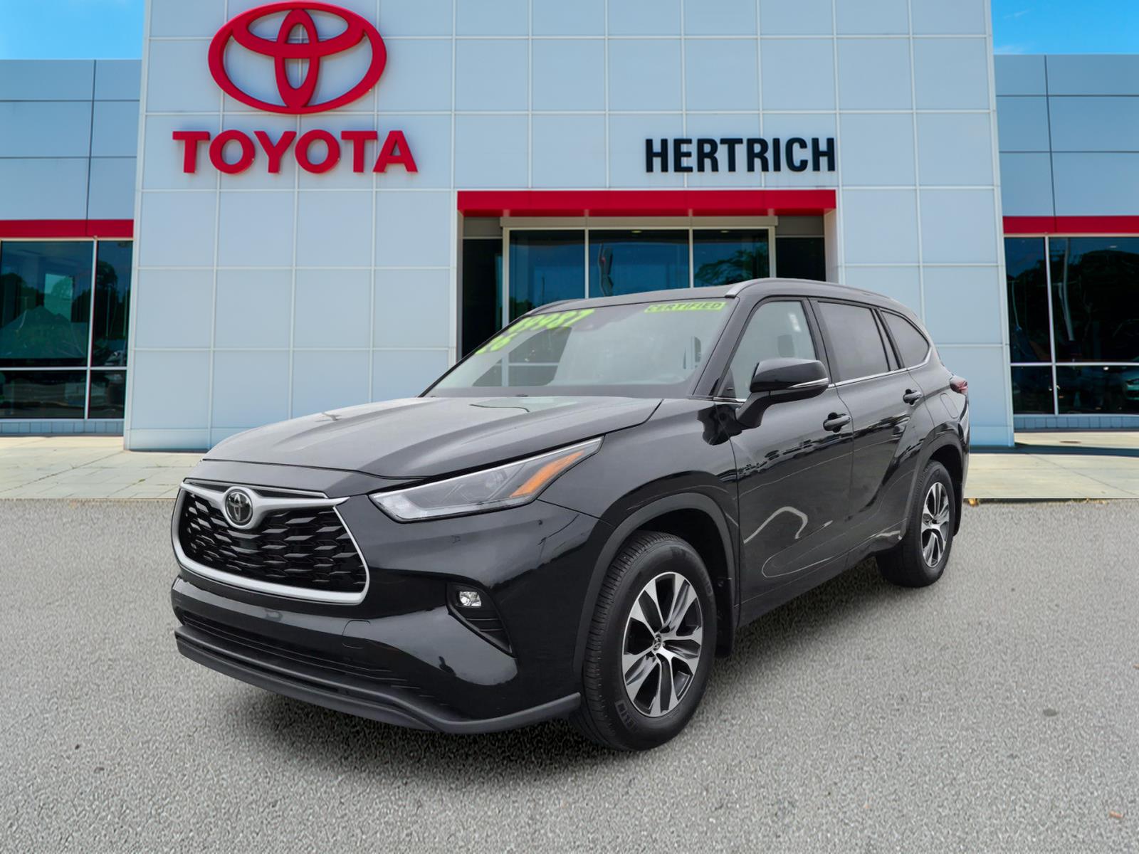 Midnight Black Metallic 2026 Toyota Highlander SUV / Crossover All-Wheel Drive 8-Speed Automatic