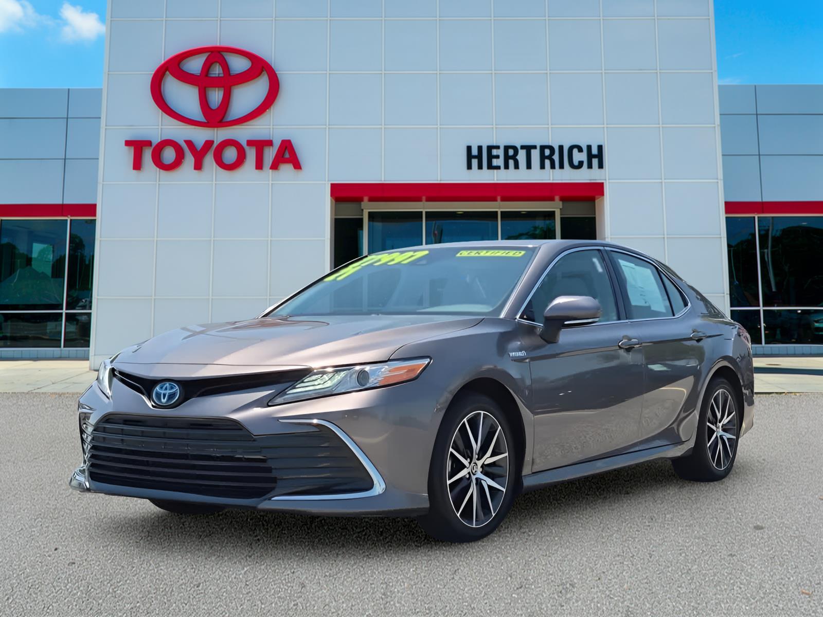 Predawn Gray Mica 2021 Toyota Camry Hybrid Sedan Front-Wheel Drive Continuously Variable Transmission