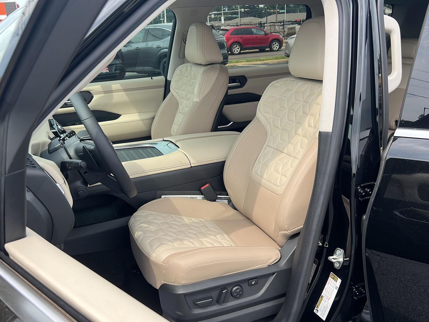 2025 Nissan Armada Platinum Reserve - Photo 11