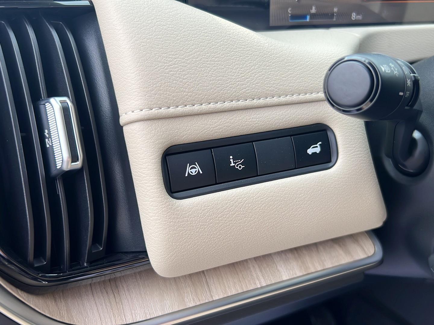 2025 Nissan Armada Platinum Reserve - Photo 21