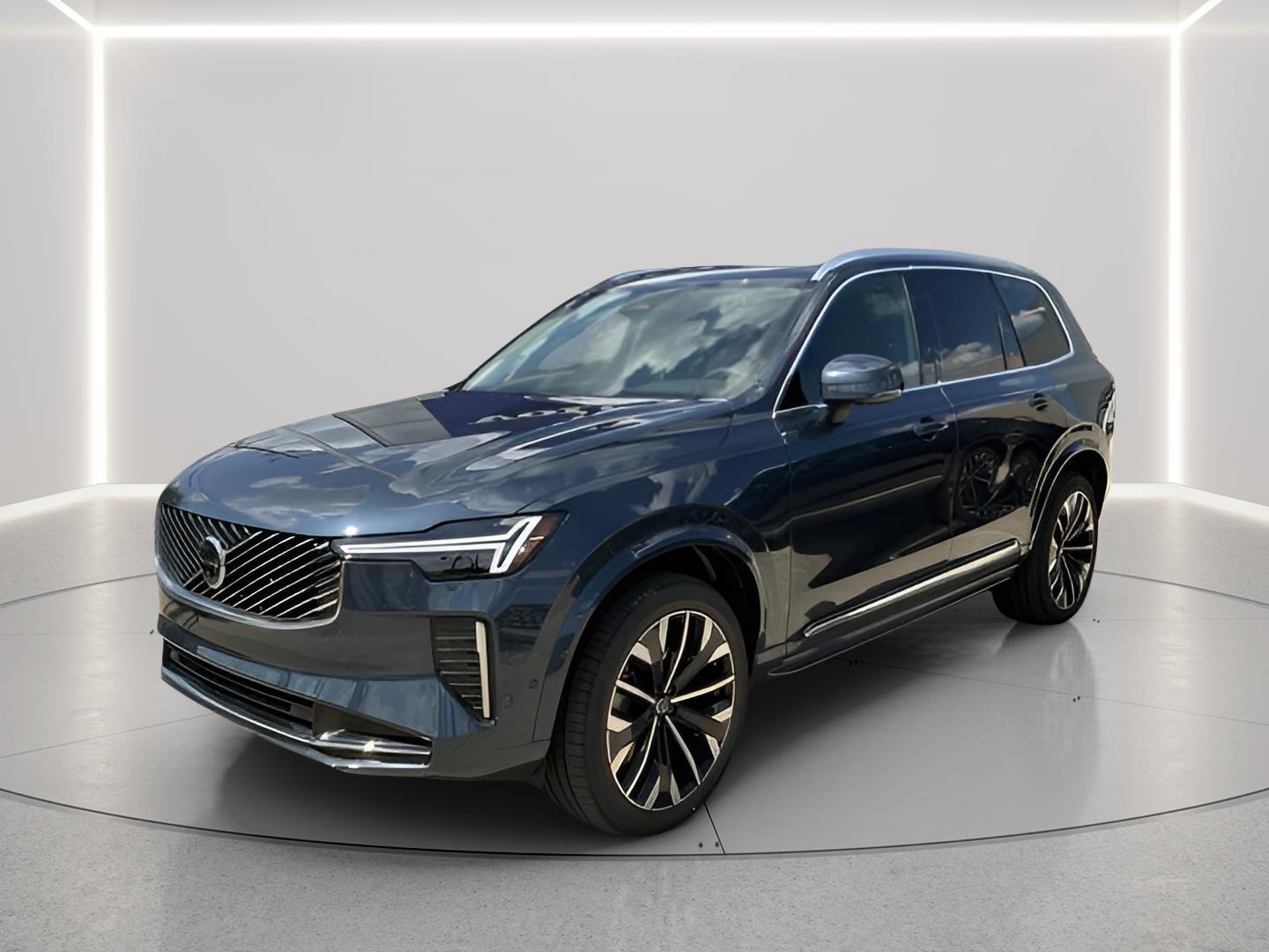 Denim Blue Metallic 2026 Volvo XC90 SUV / Crossover  Automatic