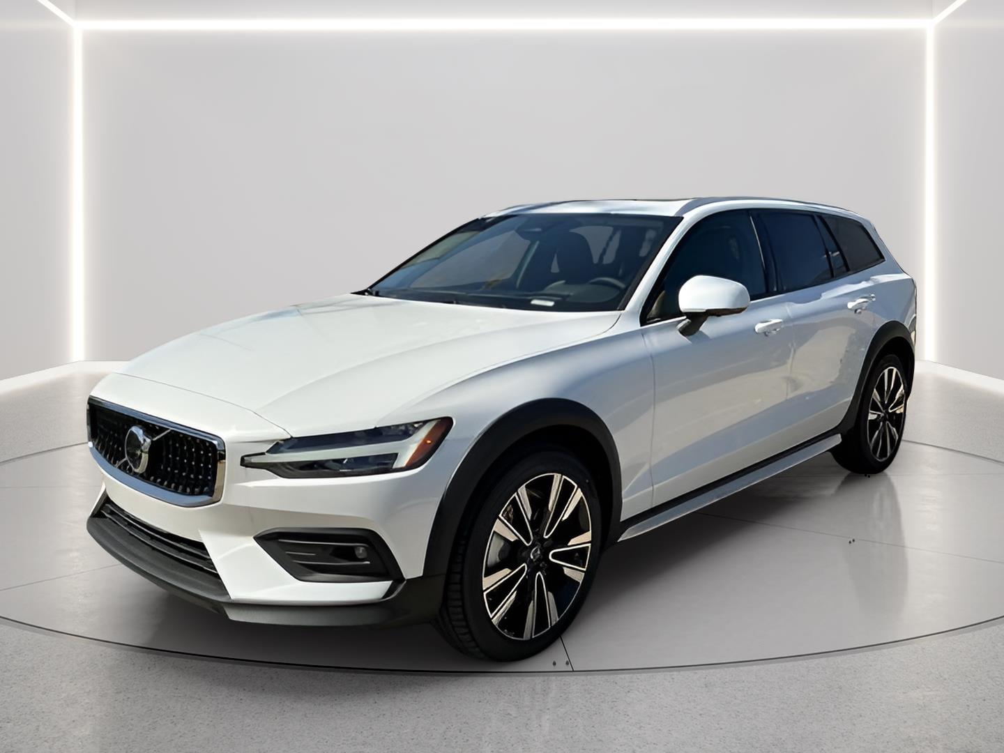 Crystal White Pearl 2026 Volvo V60 Wagon All-Wheel Drive Automatic