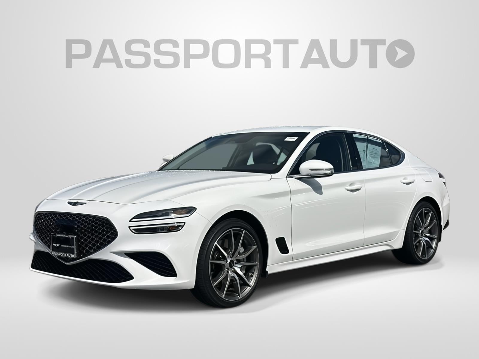 2026 Genesis G70 Blanco (Alta White) Sedán Tracción trasera Automática