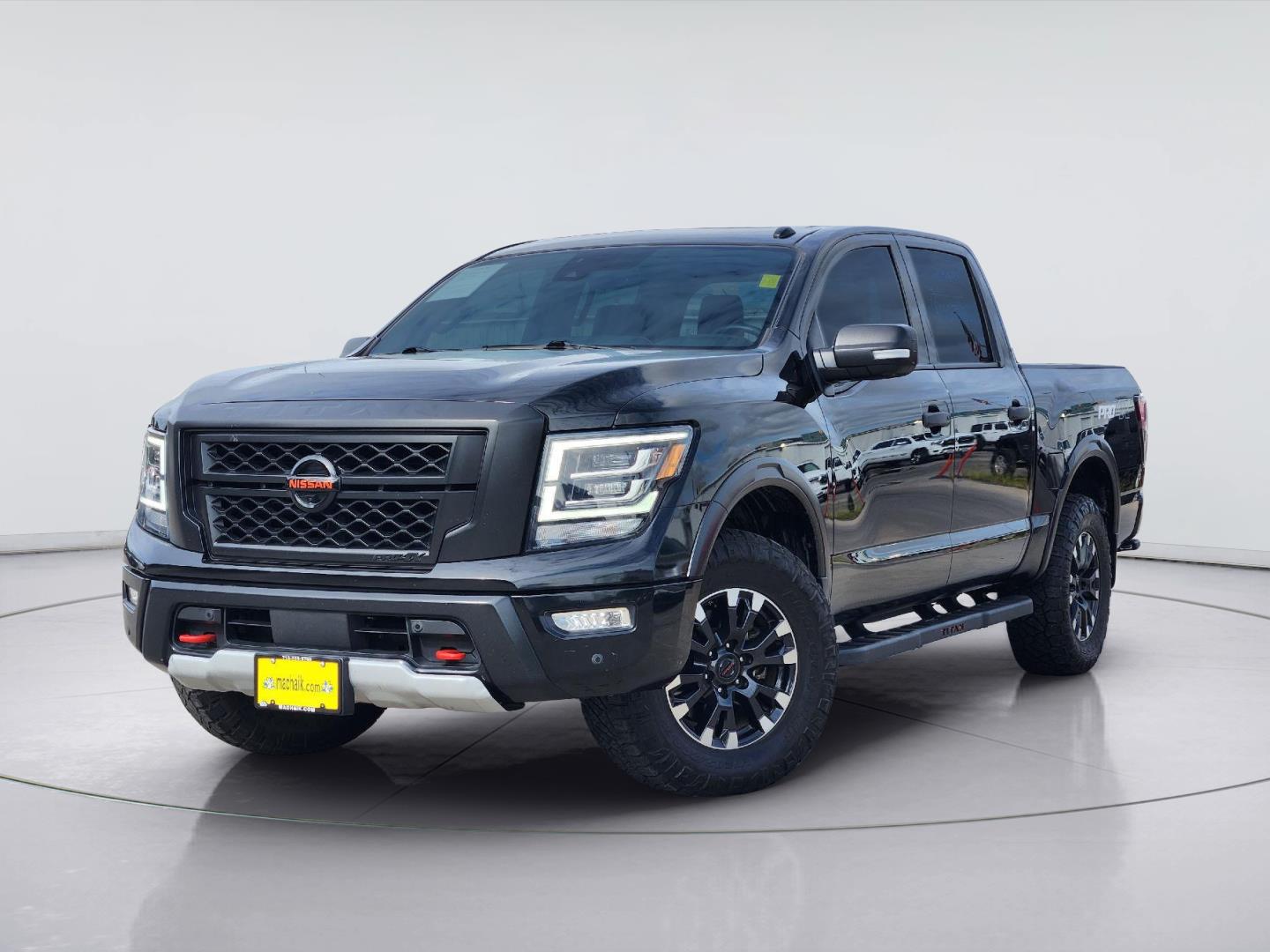 2020 Nissan Titan PRO-4X Crew Cab 4WD
