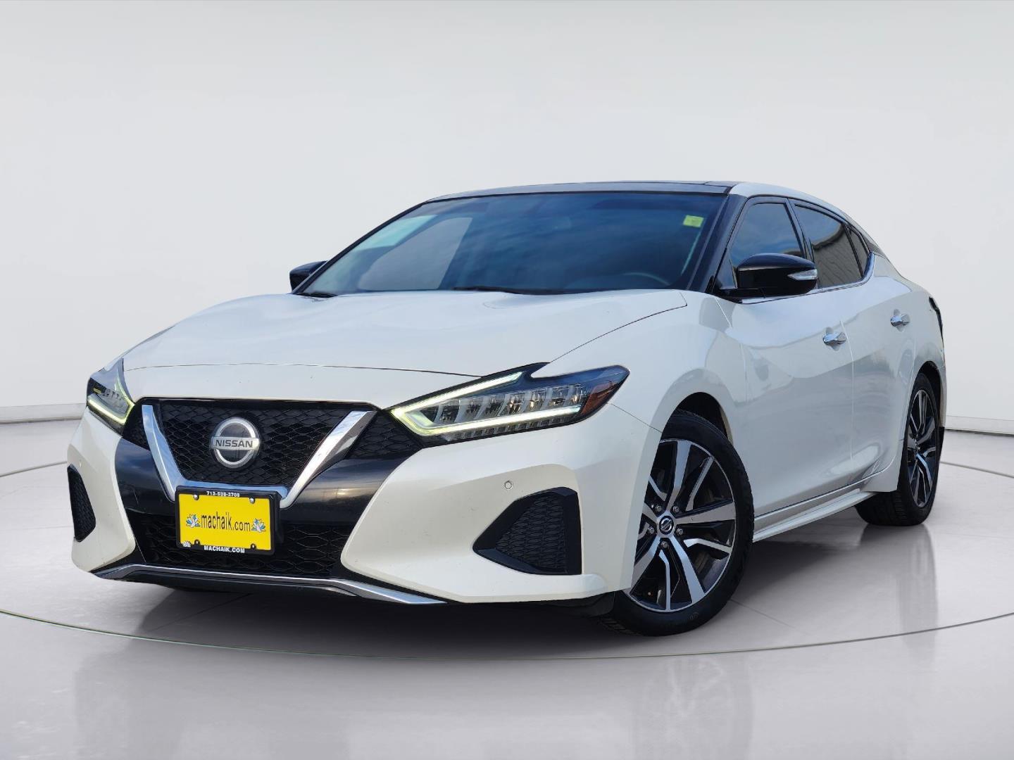 Pearl White Tricoat 2019 Nissan Maxima Sedan Front-Wheel Drive Continuously Variable Transmission