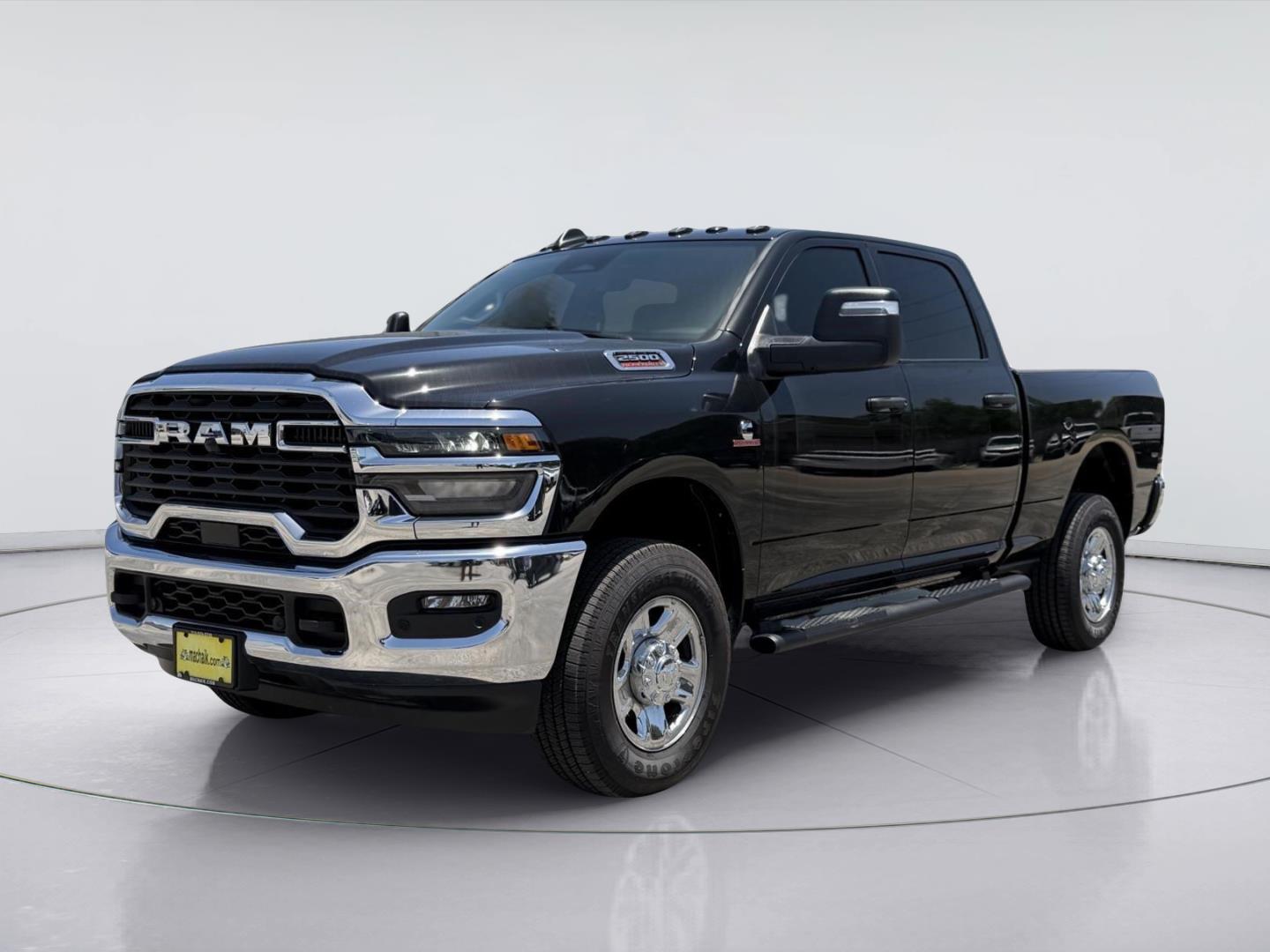 Diamond Black Crystal Pearlcoat 2025 RAM 2500 Pickup Truck Four-Wheel Drive 8-Speed Automatic