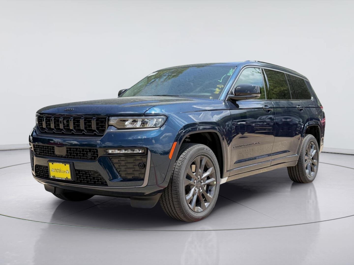 Fathom Blue Pearlcoat 2026 Jeep Grand Cherokee L SUV / Crossover Four-Wheel Drive 8-Speed Automatic