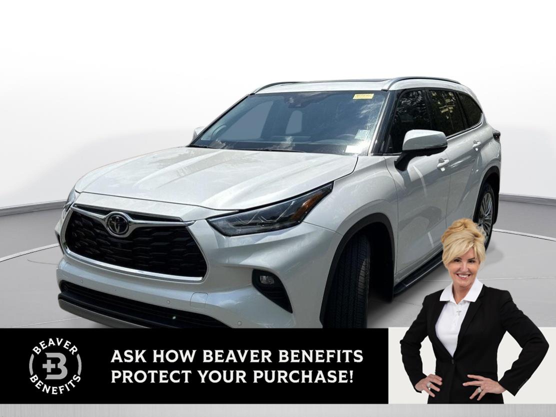 White (Wind Chill Pearl) 2026 Toyota Highlander Platinum AWD SUV / Crossover All-Wheel Drive 8-Speed Automatic