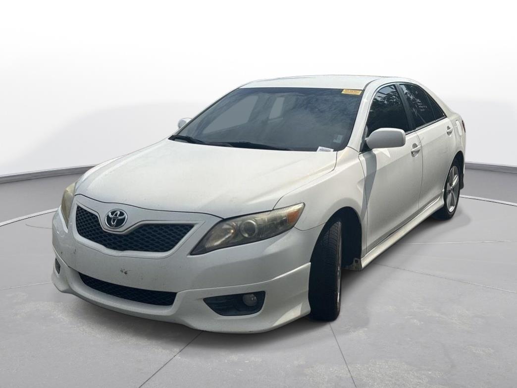 Used 2011 Super White Toyota SE image 2