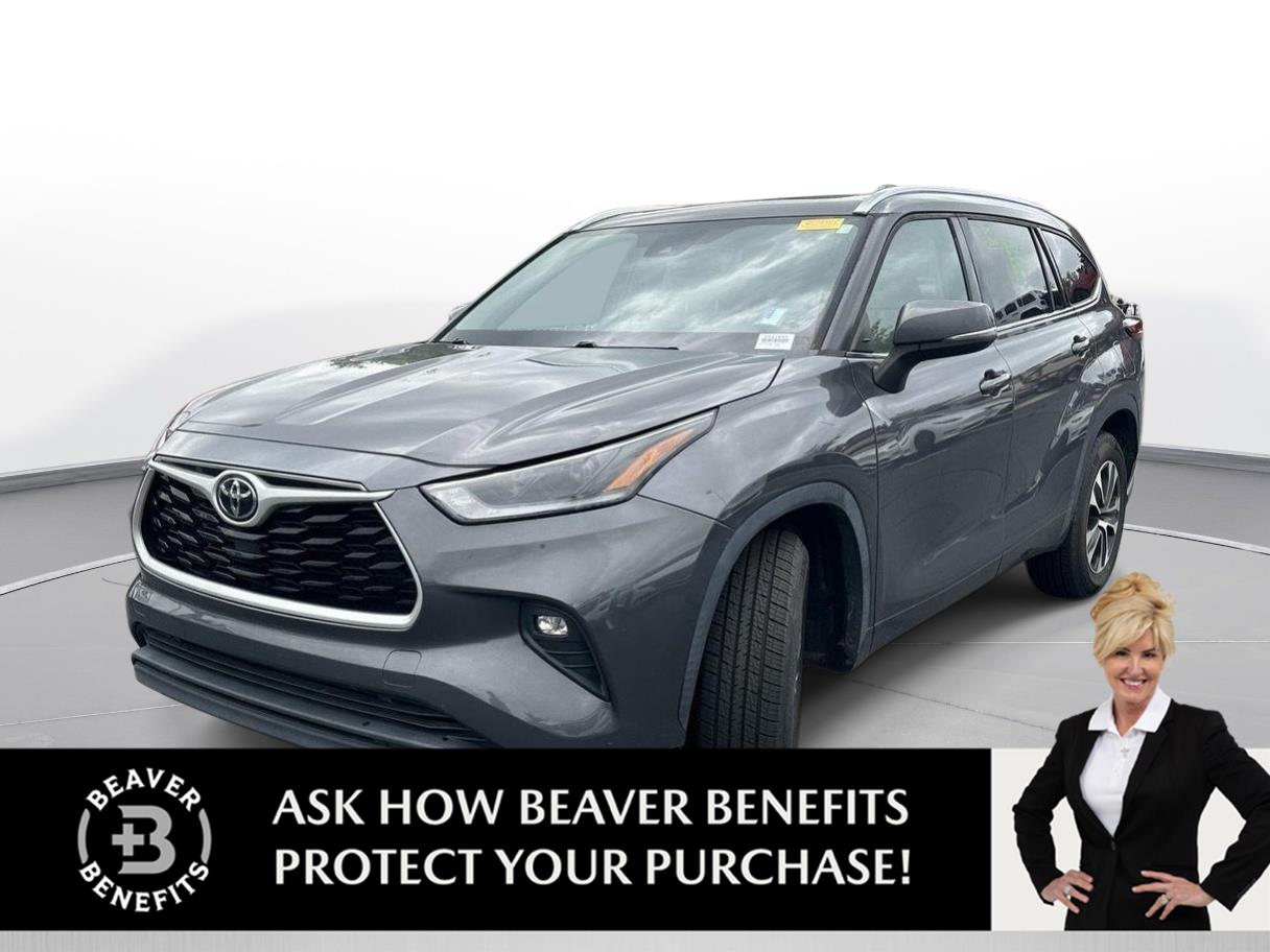 Magnetic Gray Metallic 2021 Toyota Highlander SUV / Crossover Front-Wheel Drive Automatic