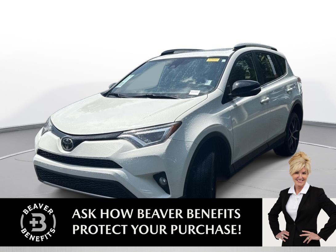 Super White 2018 Toyota RAV4 SUV / Crossover Front-Wheel Drive 6-Speed Automatic